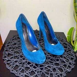 JESSICA SIMPSON Suede Stiletto Pumps